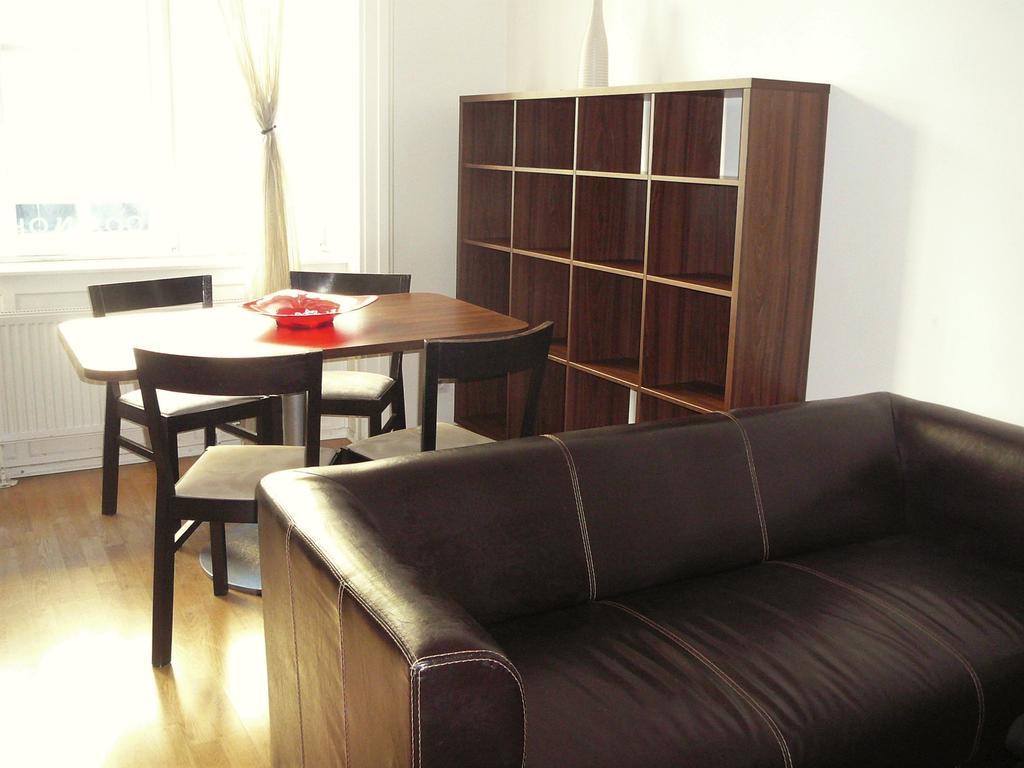 Lion Apartments Medena, Big Size, High Ceilings Μπρατισλάβα Εξωτερικό φωτογραφία
