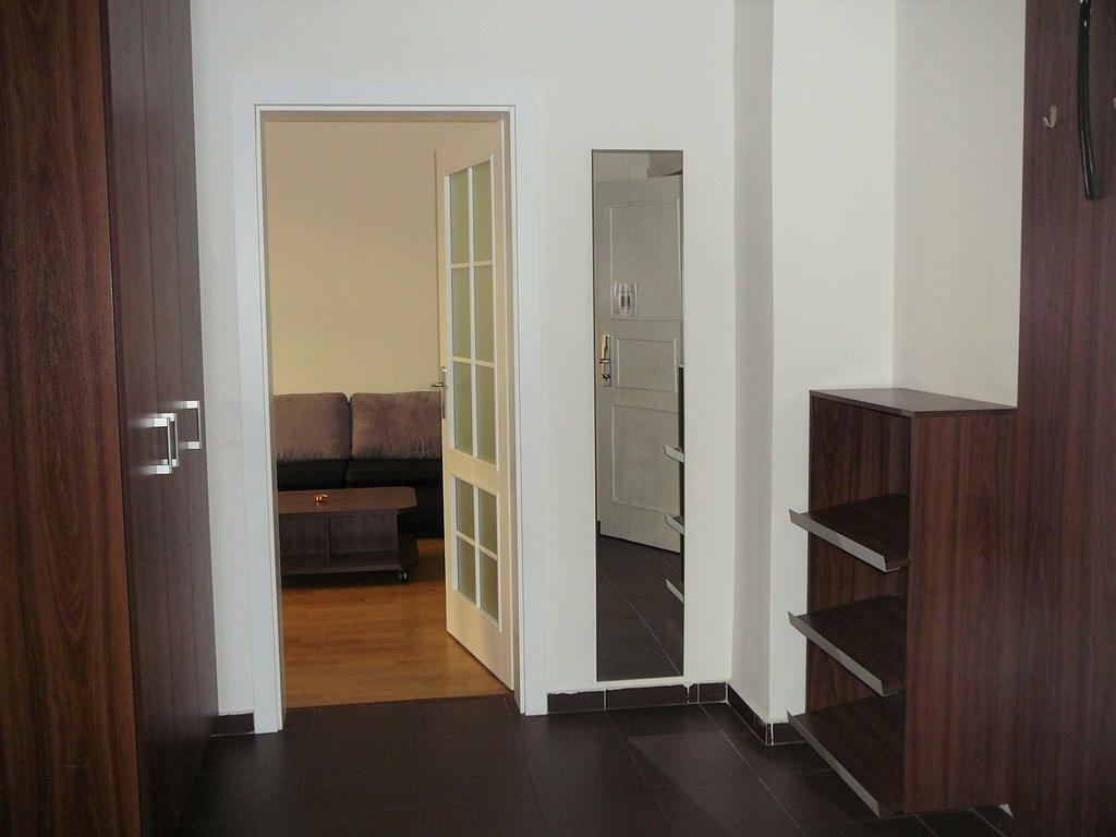 Lion Apartments Medena, Big Size, High Ceilings Μπρατισλάβα Εξωτερικό φωτογραφία