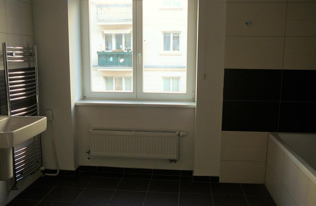 Lion Apartments Medena, Big Size, High Ceilings Μπρατισλάβα Εξωτερικό φωτογραφία