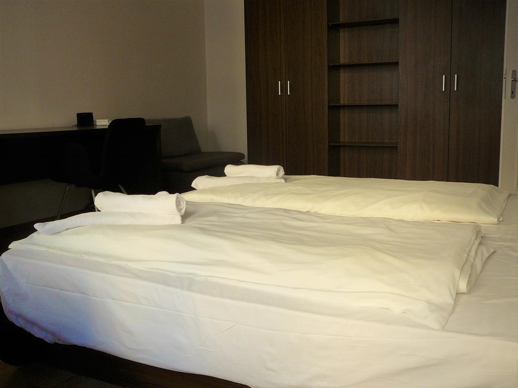 Lion Apartments Medena, Big Size, High Ceilings Μπρατισλάβα Εξωτερικό φωτογραφία